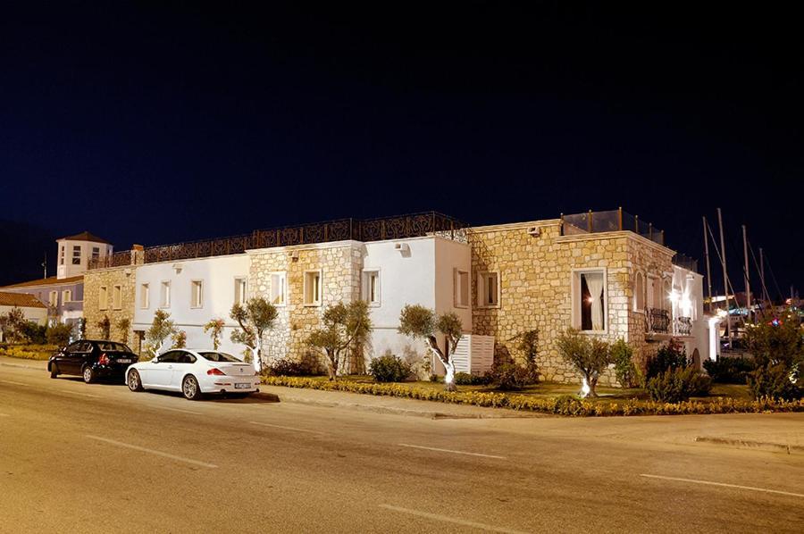 Cesme Marina Konukevi Ngoại thất bức ảnh