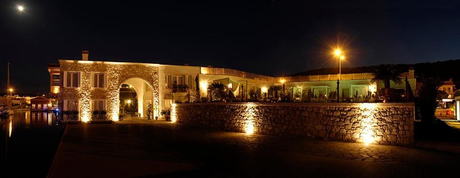 Cesme Marina Konukevi Ngoại thất bức ảnh